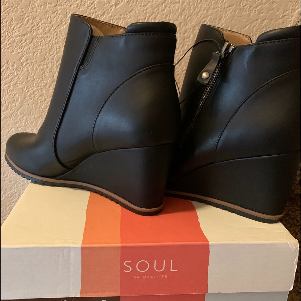 🆕 Soul Naturalizer Size 9 Haley Wedge Boot - Picture 6 of 8